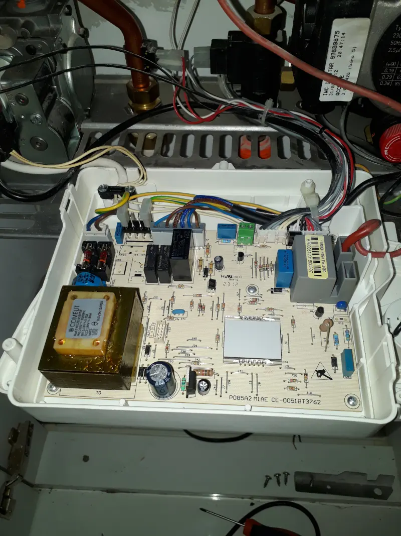 Placa electronică a unei centrale
